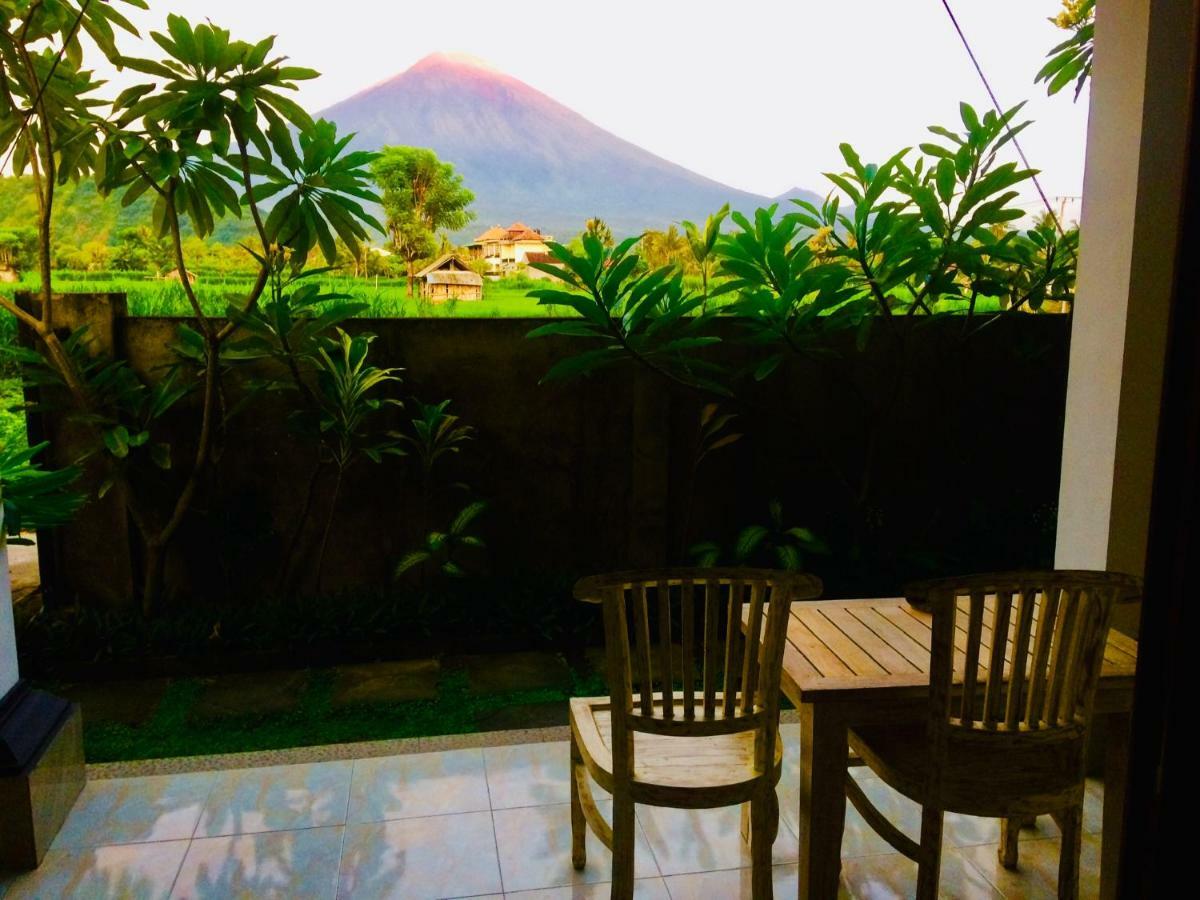 D'Uma Amed Homestay Exteriér fotografie